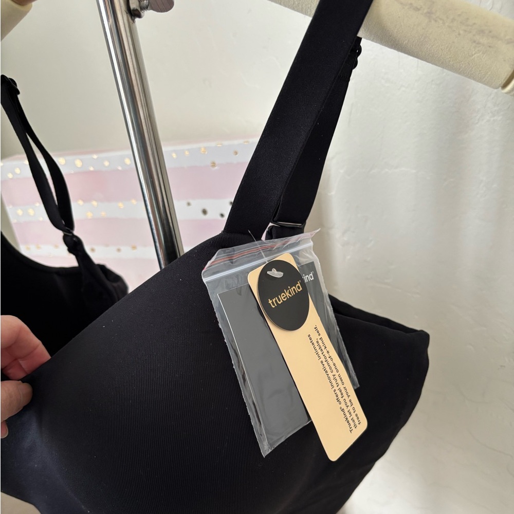 NEW TRUEKIND Supportive Comfort Wireless Black Bra with Extender - Picture 2 of 5